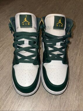 Jordan Kids High-Top Sneakers - White & Dark Green with Gold Jumpman